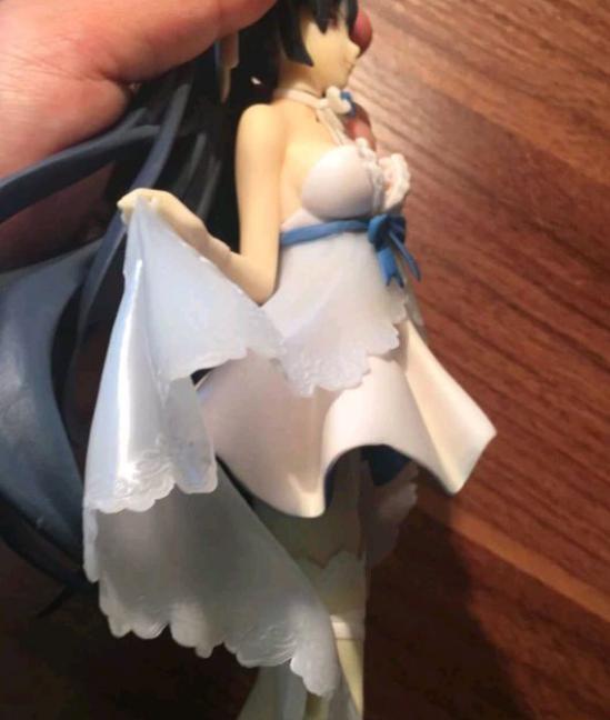 逼真|芽衣盗版手办做的太逼真,5张图只有一张是正版,你能认出来吗