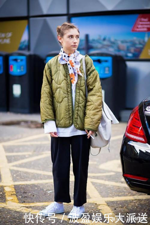 凯特王妃穿旧衣好优雅，聪明女人学会3个技巧，旧衣能搭出新时尚