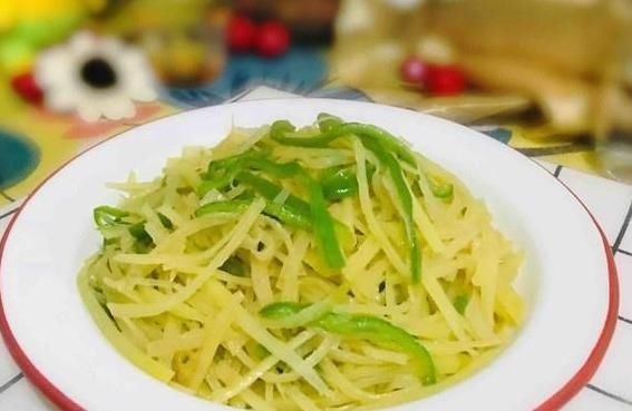 “天然泻药”终于发现，常吃轻松排出黑臭宿便