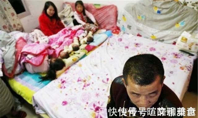 三胞胎|生下双胞胎后又生三胞胎,一家七口,全靠丈夫月入3000元养活