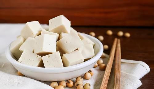 中年|冬天喝對湯,勝過良藥方!這3碗湯最該喝,補腎潤燥、還能防感冒