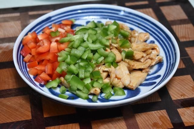 提前准备好,20分钟早餐端上桌,只有3样,朋友:简单好吃,真香