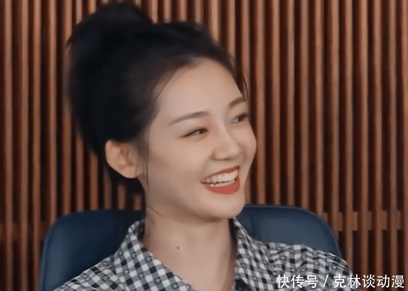 粉底 本以为苗苗长相一般,当她和baby同框时,才知道是郑恺眼光有多好!