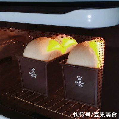 好吃|这道低油豆浆吐司（一次发酵），怎么做都好吃
