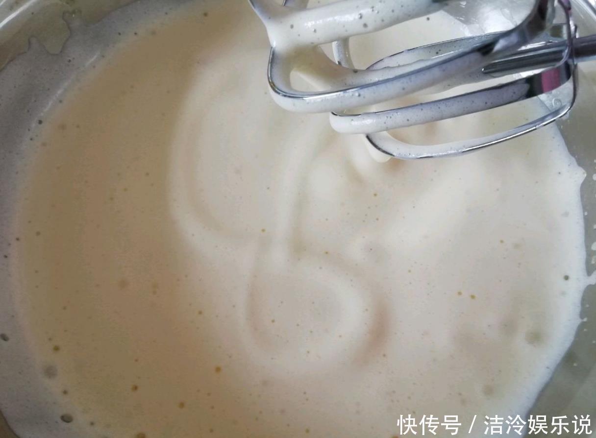 教你做|简单3步教你做老式鸡蛋糕,蛋清蛋黄不用分离,做法超简单