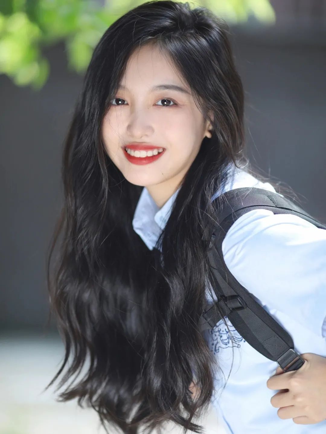 鱼尾卷|别再烫羊毛卷了！2021流行的“鱼尾卷”，减龄又时髦