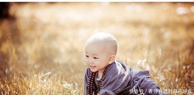 诚信&秀才送屠夫上联吹一口吸一口口口带劲,下联出来绝了!