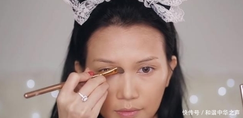 奇闻:女子整容级化妆术,妆前妆后判若两人,网友:确定没换人?