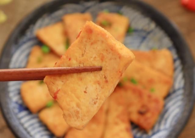 外酥|豆腐这样做,比锅包肉还好吃,酸甜开胃,外酥里嫩,端上桌抢着吃