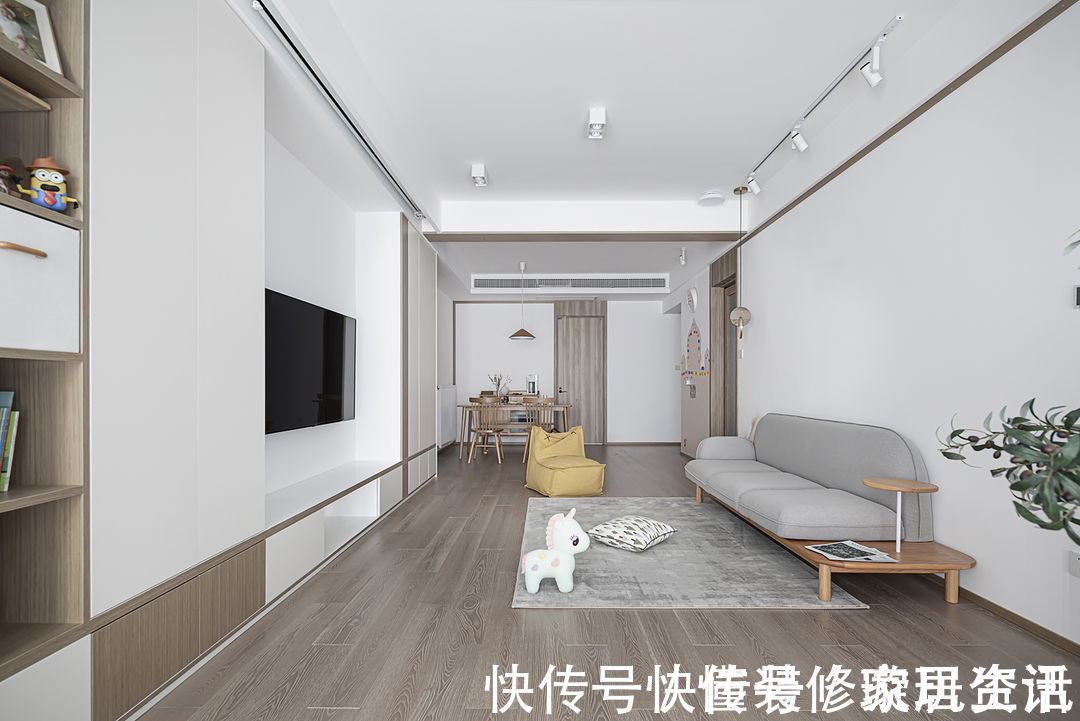 门洞|“穷装”反而更干净舒适,103㎡色调高度统一,耐看极了