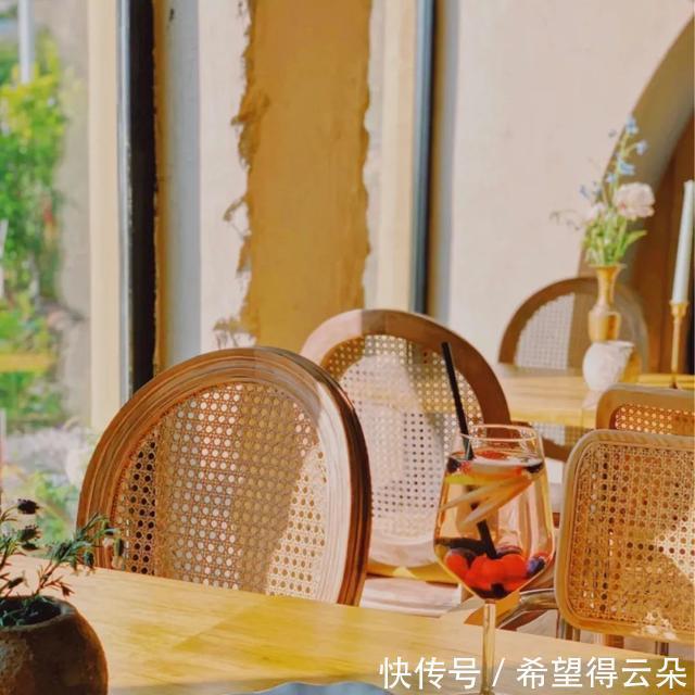 咖啡馆|我们相约在这里喝一杯咖啡吧!