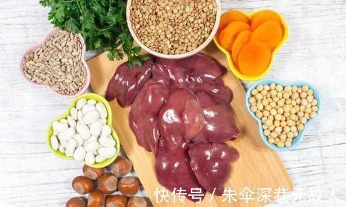 痛风患者|尿酸高5类食物要忌口，会让尿酸越来越高，痛风“缠上”你！