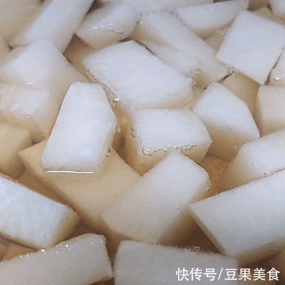 这道萝卜炖牛腩，超级简单，绝对下饭