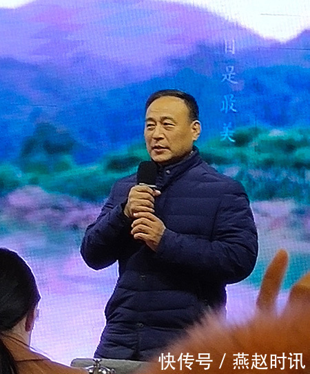山水画|路怀中山水画高研班毕业典礼在宋庄举行