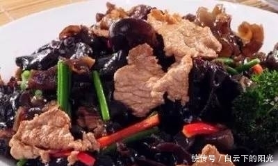 倒入|简简单单的家常菜,堪比珍馐美味~