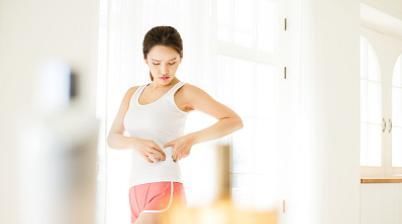 油腻食物|瘦下来还是有小肚子怎么办？学会这4招 和小肚子说拜拜！