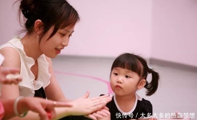 抓住|6岁前，孩子有3次大脑发育“关键期”，父母要及时抓住重点培养