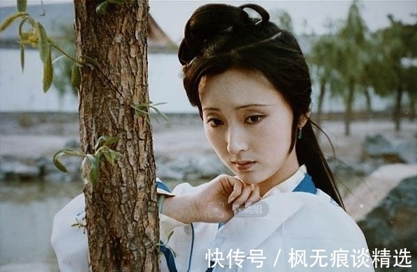 抄家@曹雪芹为什么被抄家?看完雍正给他父亲的批文,是有多嫌弃