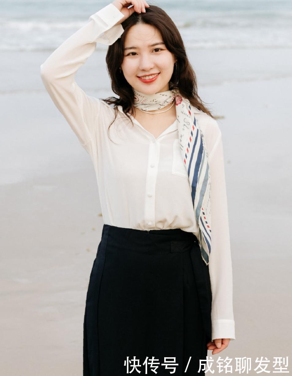今年有一种穿搭叫“衬衫+半身裙”,优雅大气显身材,还有女人味