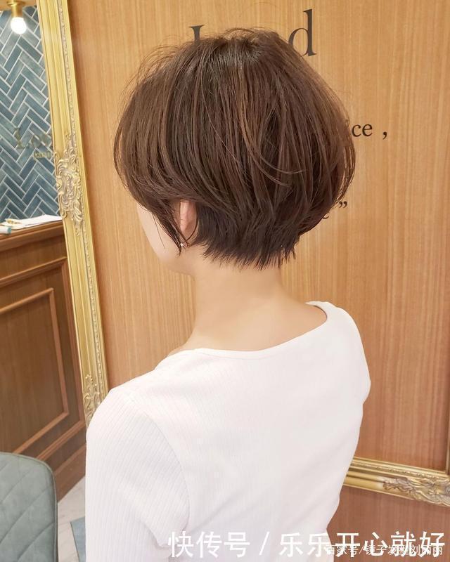 春节发型任你怎么剪,也要试试这21款,蓬松时尚很修饰头型