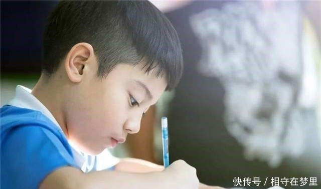 发育|哈佛大学研究发现:孩子在成长中有3次变聪明的机会,家长要抓住