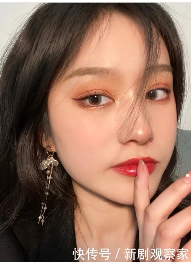 新年换个风格,这个“冰糖山楂妆”复古惊艳,过年超适合