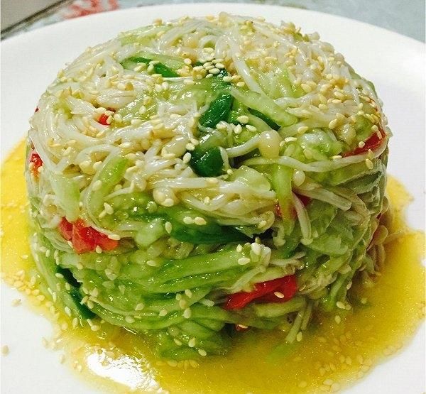 黄瓜和此物一起配，血管畅通了，大肚子平了，女性不想显老可试试