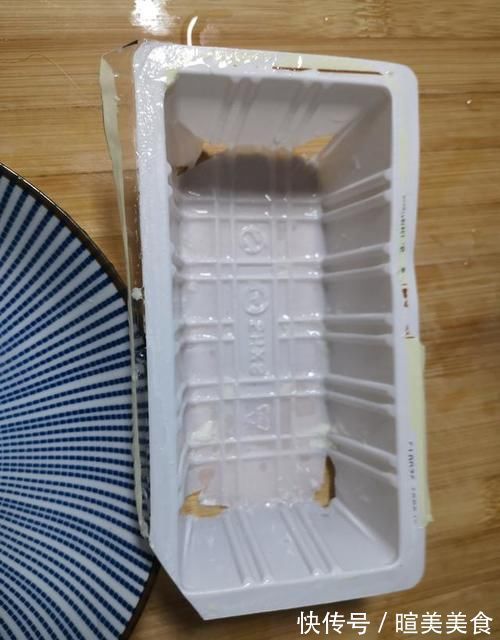 心灵鸡汤|早餐要快捷又要营养丰富:内酯豆腐蒸鸡蛋这样做,十分钟搞定