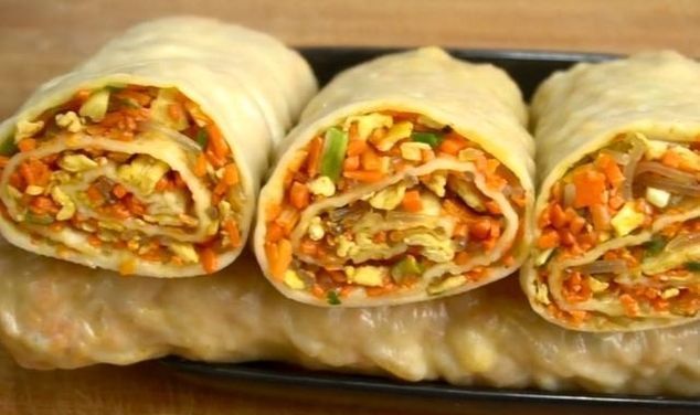 胡萝卜这吃法真过瘾，不烫面不发面，层层包着馅料，比包子还香