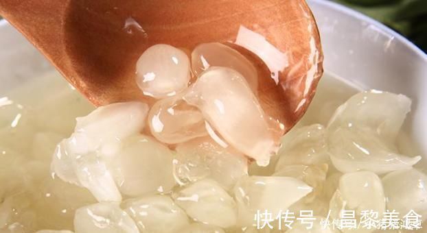 红颜易老|更年期女人别瞎买补品吃,多吃几种碱性食物,调整内分泌更显年轻