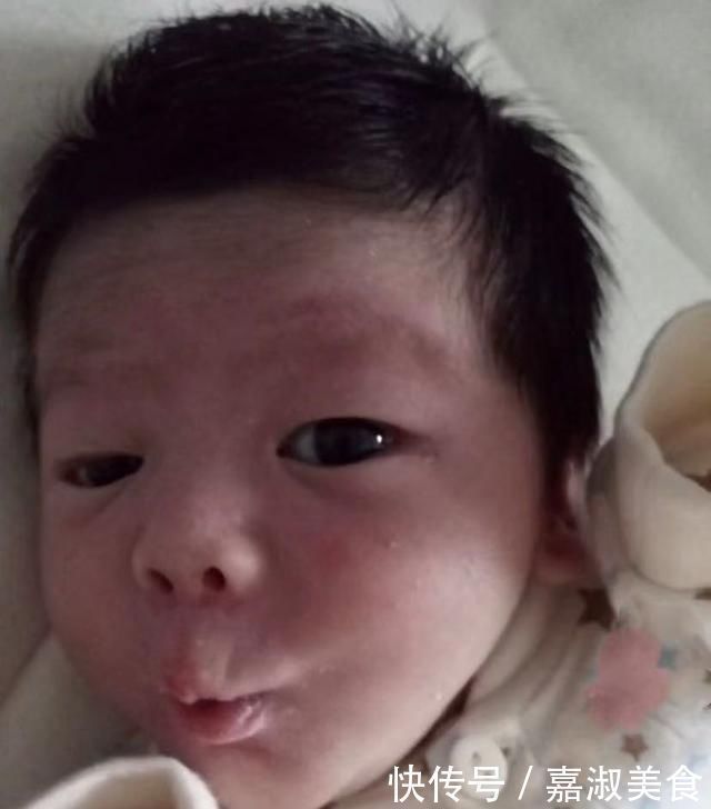 小宝宝|儿子出生“丑哭”妈妈，长大后却变成男神，妈妈幸好没扔了