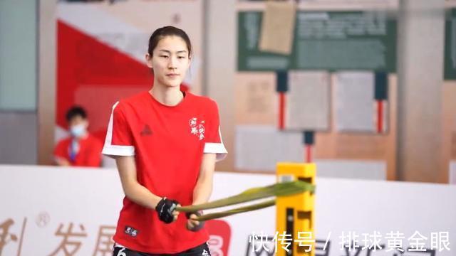 亲笔信|大度!刁琳宇回顾2021,未提联赛崴脚,或成女排新周期主力二传
