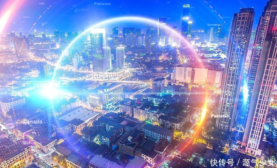 少年偶获鸿蒙系统,垂钓诸天物品,遮天极道帝兵,洪荒诛仙剑阵!