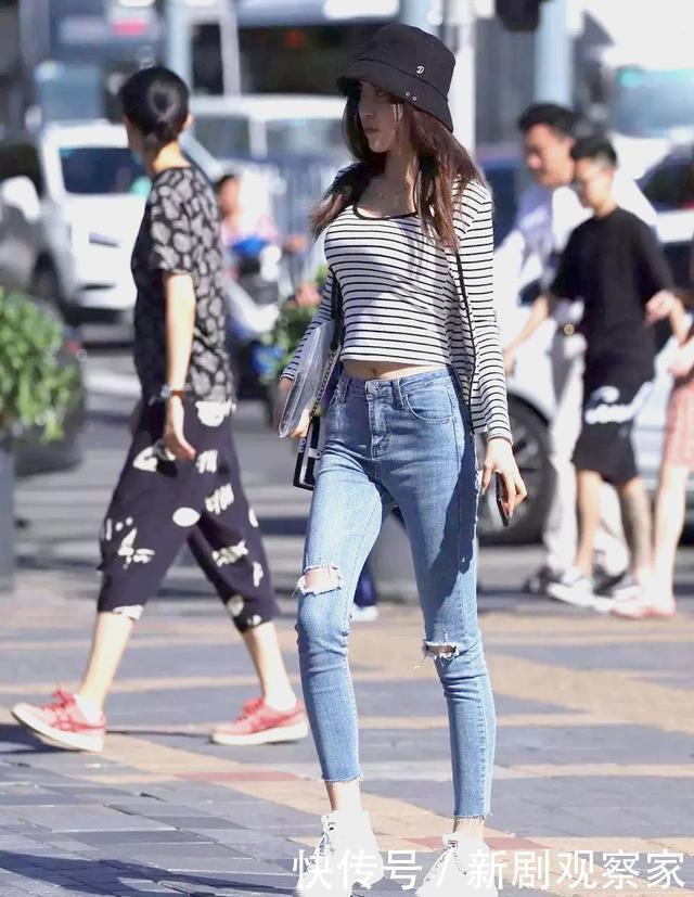 高腰裤|这个秋天针织衫+高腰裤,美得与众不同,清新显气质