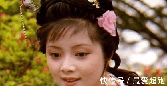 王熙凤|薛宝钗真的善于管家从文中细节看出,她完全不是这块料!