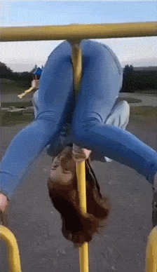 |精选搞笑GIF:这是我见过化妆化的最好的了,绝对的真材实料!