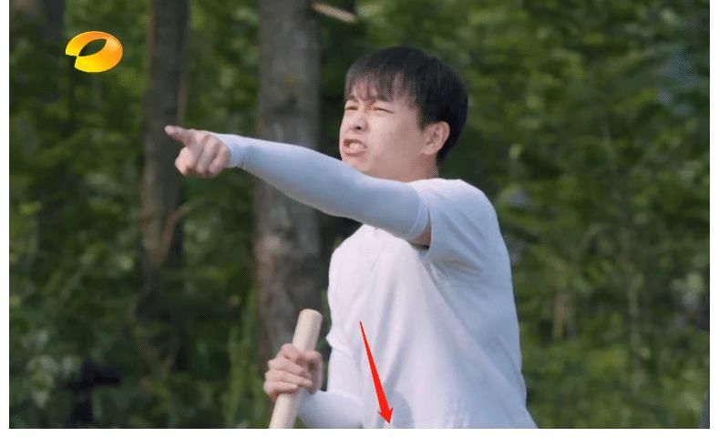 梁靖康|下期《向往5》预告:张子枫“银屏初吻”来做客,可把黄磊气坏了