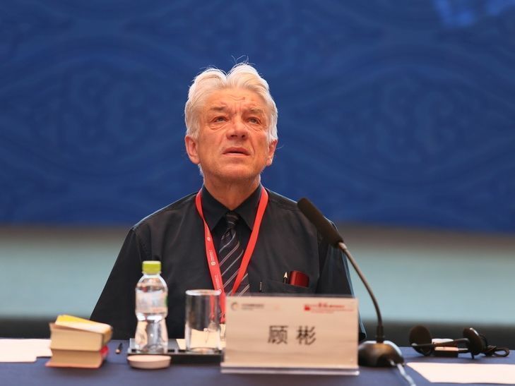 文学作品&德国汉学家顾彬如何评价莫言?不好意思,他差得太远