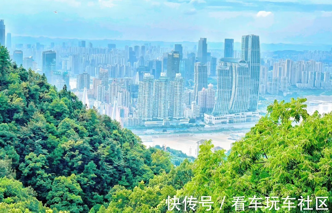 圣灯山|山城摩旅指南，这份跑山的快乐你值得拥有！