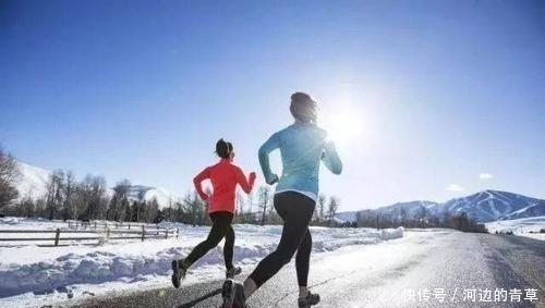 85岁中医研究骨病50年:骨疏松别着急,做好3件事,省去服药