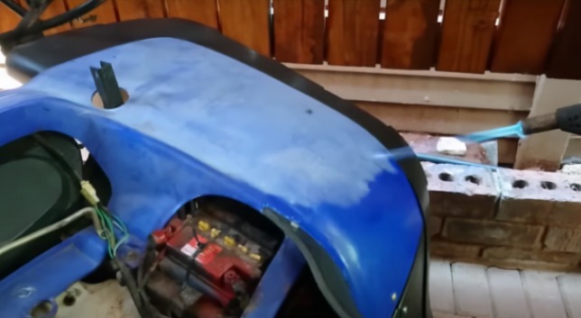 热塑性|为什么体育场的塑料椅子,一烧就新?知道是用什么材料做的吗?