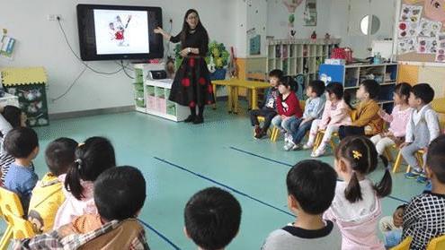 学习习惯|孙子因画鱼的作业被急哭,却被爷爷轻松化解,这方法真是“妙”