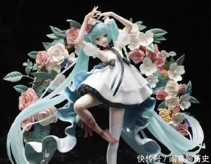 动漫|初音未来惊现绝美手办,看到这双红绳“阴阳腿”,网友:owsl