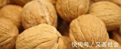 甲鱼|忠告：核桃不能与此物同食，吃了就是没病找病，却很多人不清楚