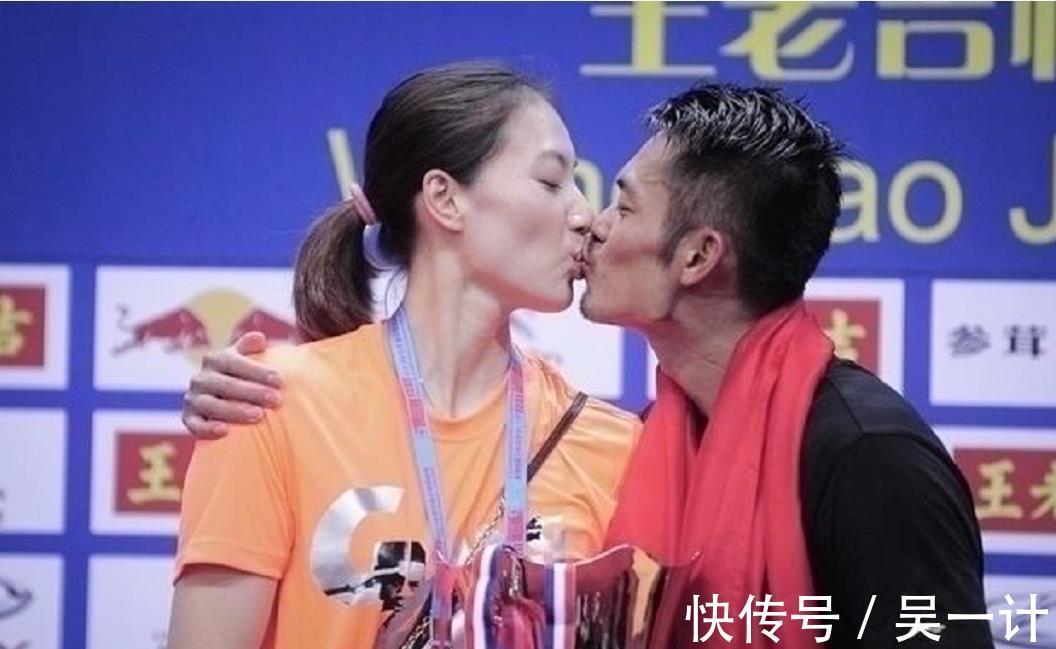 厦门科技馆|谢杏芳一家同游厦门,林丹全程陪儿子变完美爸爸,老婆拍照乐不停