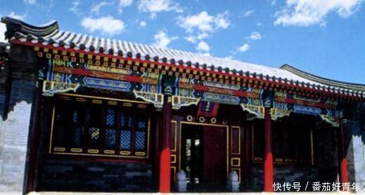 刘伯温|将军拆刘伯温祠堂时, 发现一个盒子, 随后对士兵说 赶紧停手!