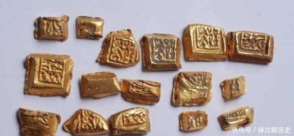 小学生摸鱼掏到金子,引发淘金潮,考古队赶来:不许挖,上交