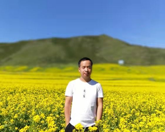 青年|4个青年的逐“星”心路