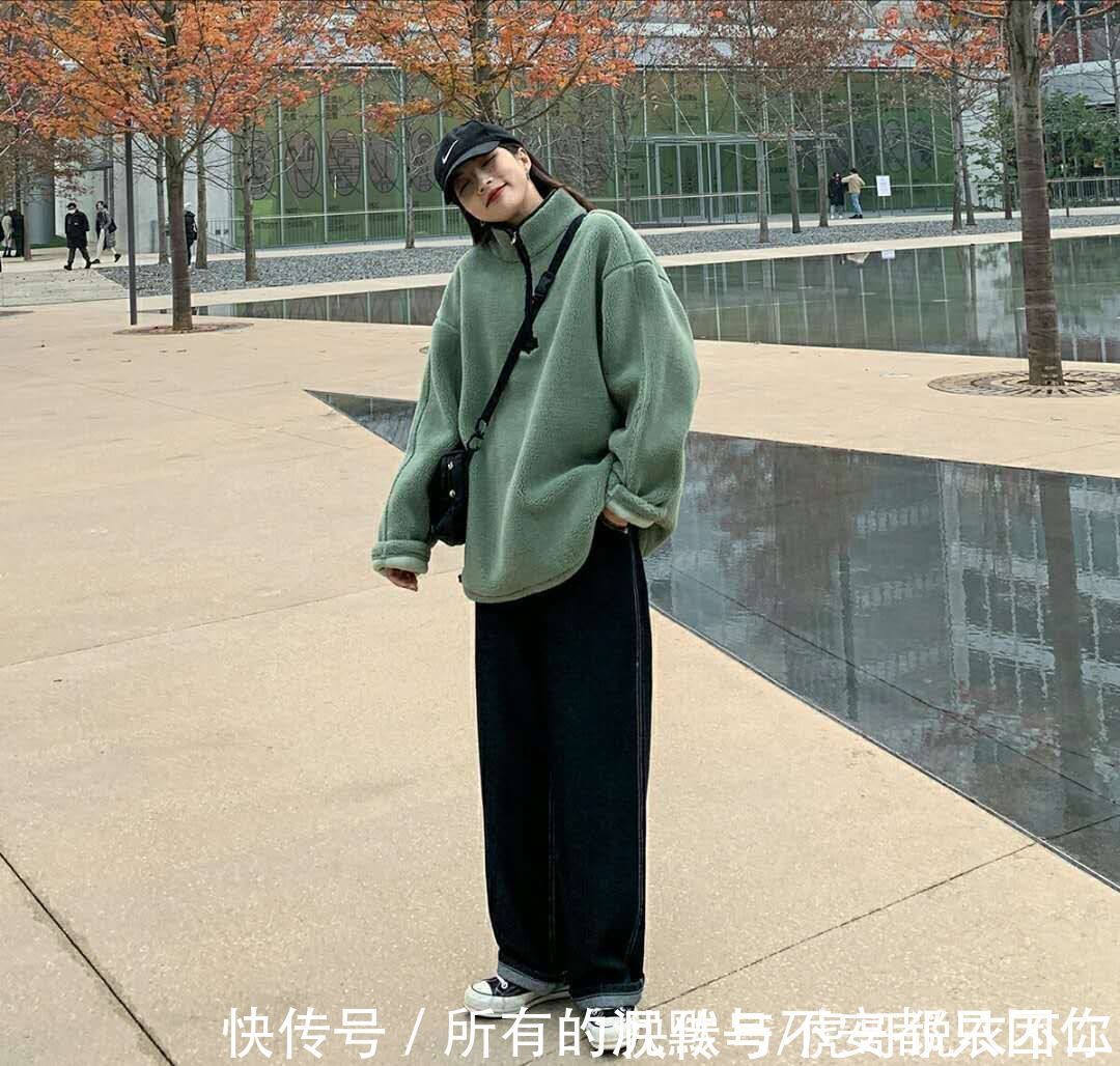 外套|今年超级流行的羊羔毛大衣，这样穿才不会显“臃肿”，快学起来吧