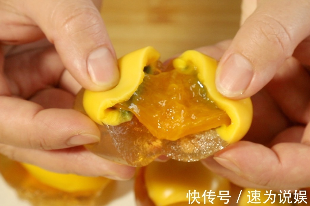 想吃皮蛋自己在家做，无任何添加，3天就能吃，做一次够吃20天